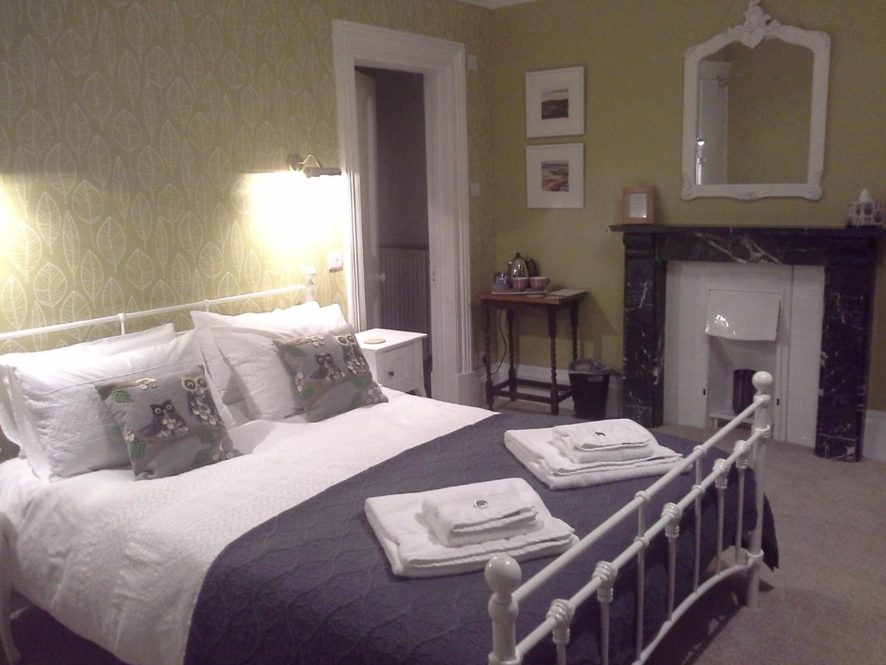 The Old Vicarage B & B Barnstaple Esterno foto